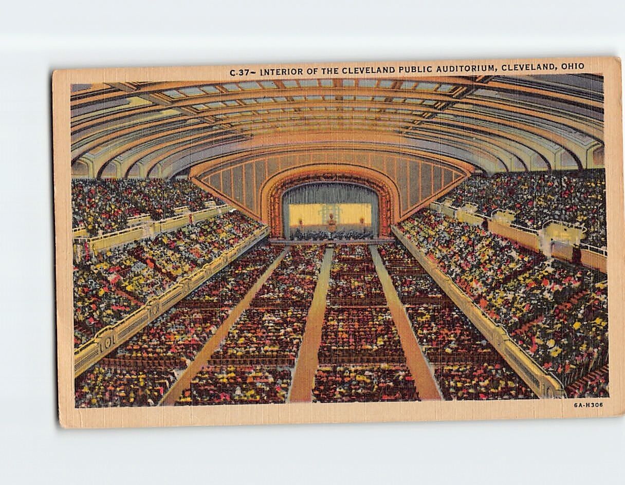 Postcard Interior of the Cleveland Public Auditorium Cleveland Ohio USA