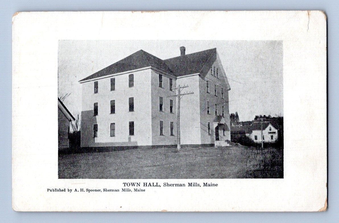 1906. TOWN HALL, SHERMAN MILLS, MAINE. POSTCARD ST5