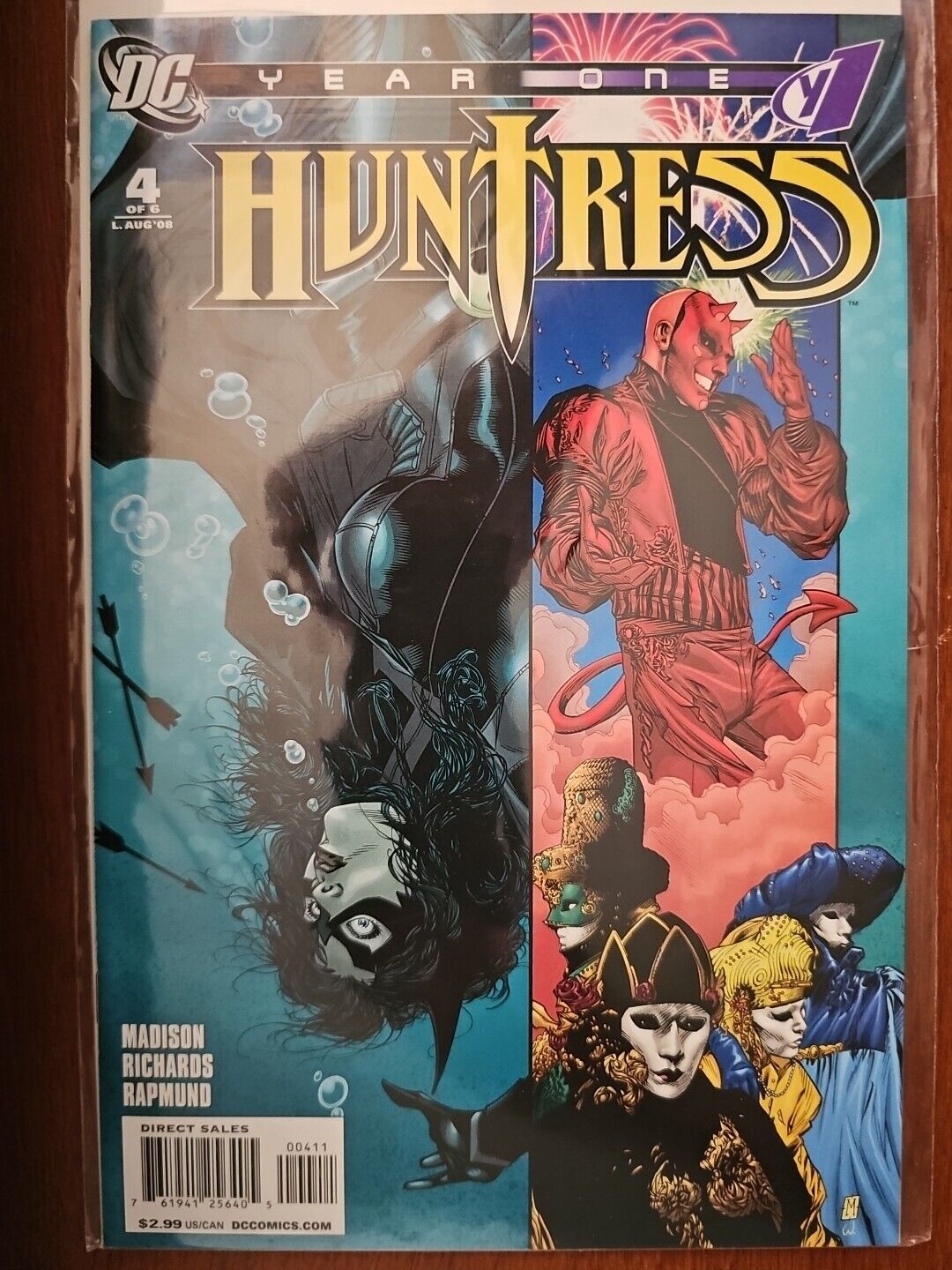 HUNTRESS YEAR ONE # 4 * DC COMICS 