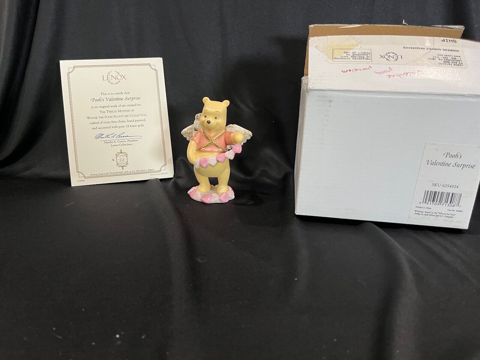Lenox 24K GOLD Pooh\'s Valentine Surprise Cupid Figurine in ORIGINAL BOX w COA