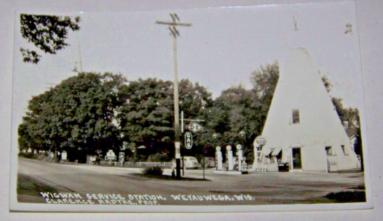 RPPC Wigwam D-X Service Station WEYAUWEGA, Wi. Clarence Radtke Prop. 1930\'s