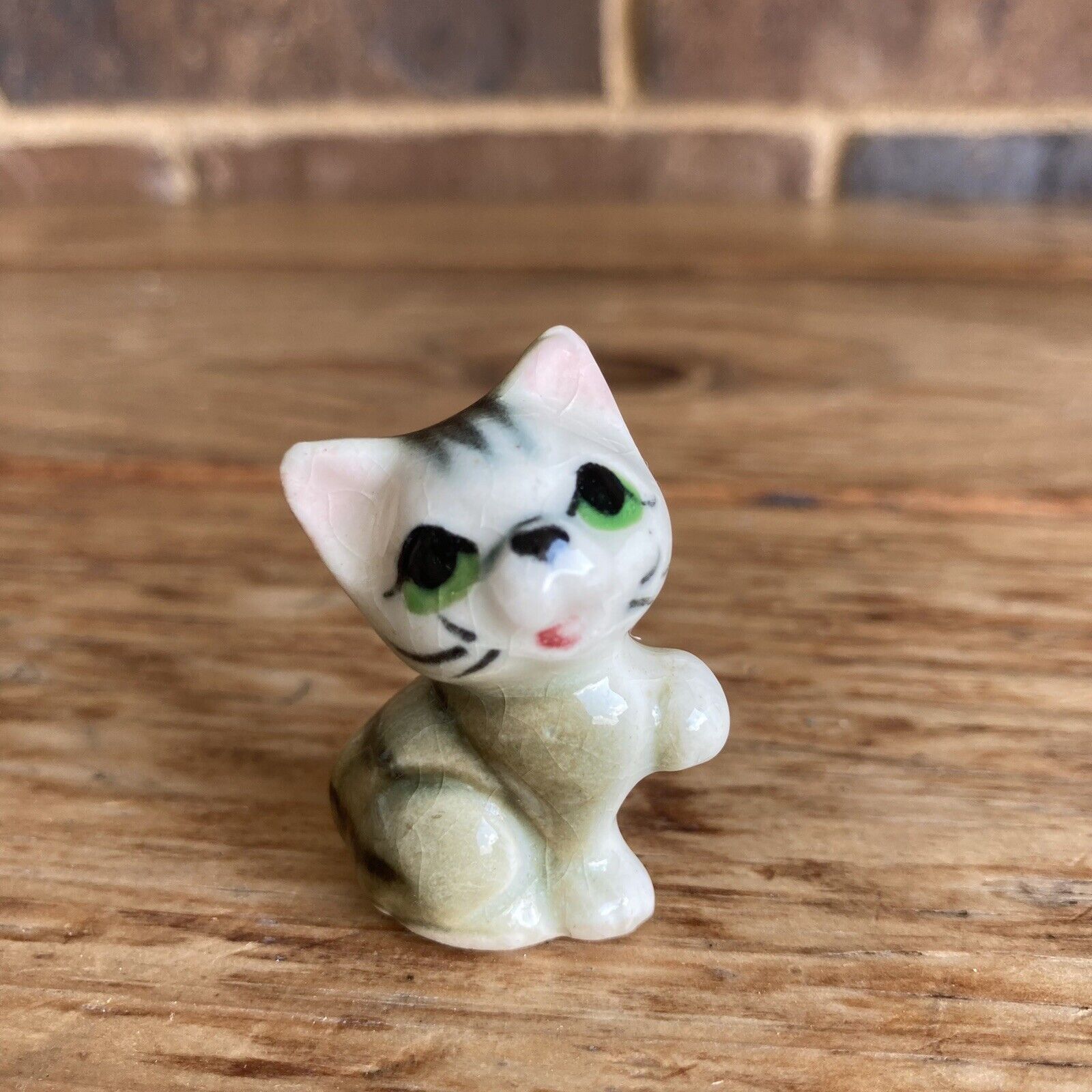 Vtg Cat Kitten Mini Figurine CRAZING