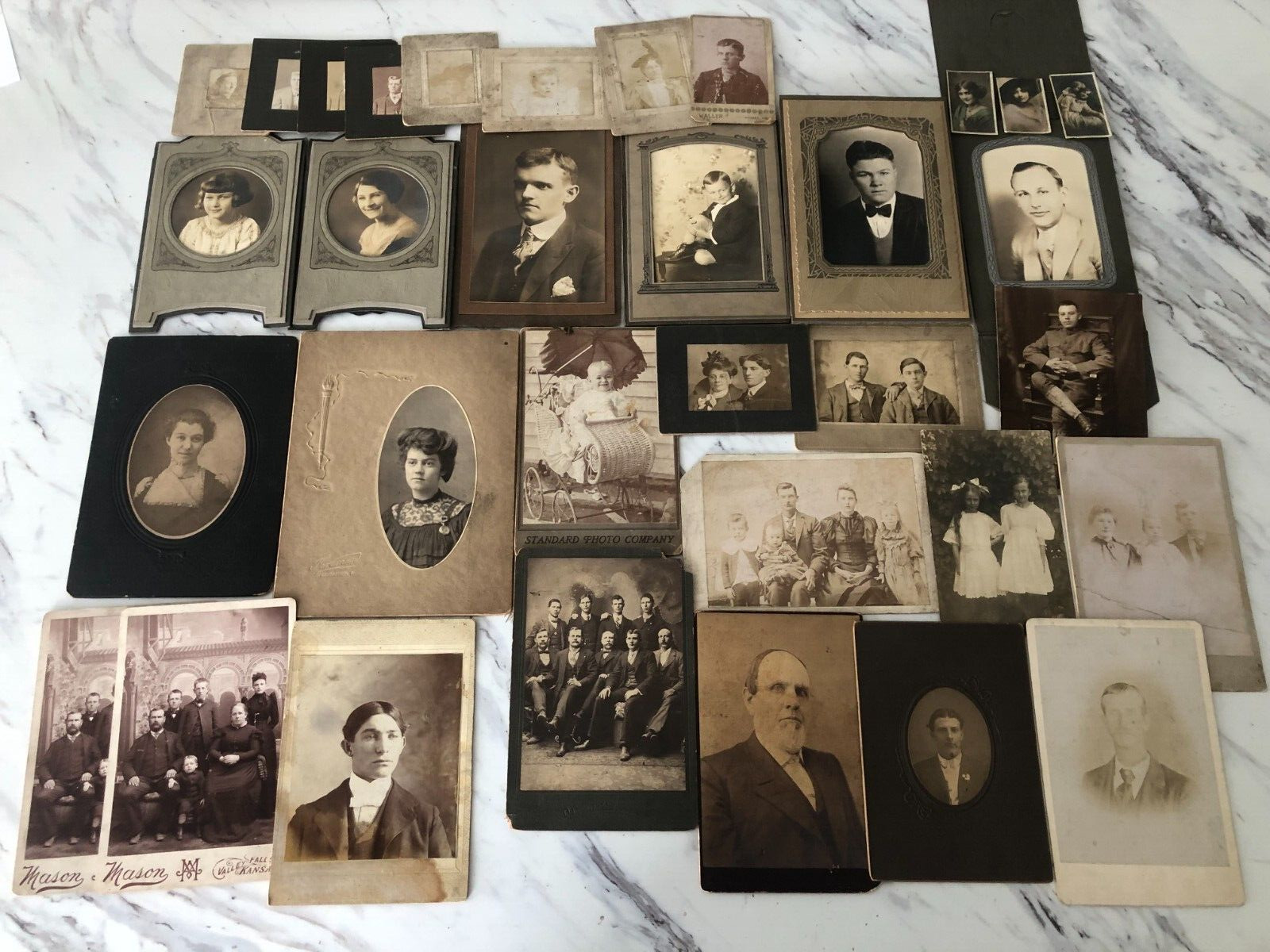 Antique c1880\'s Cabinet Card Photograph Lot of (32) Ohio Nelsonville Lancaster +