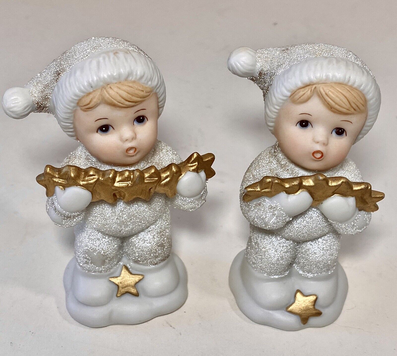 Vintage HOMCO Snow Babies Two Figurines with Gold Stars #5702 Home Interiors