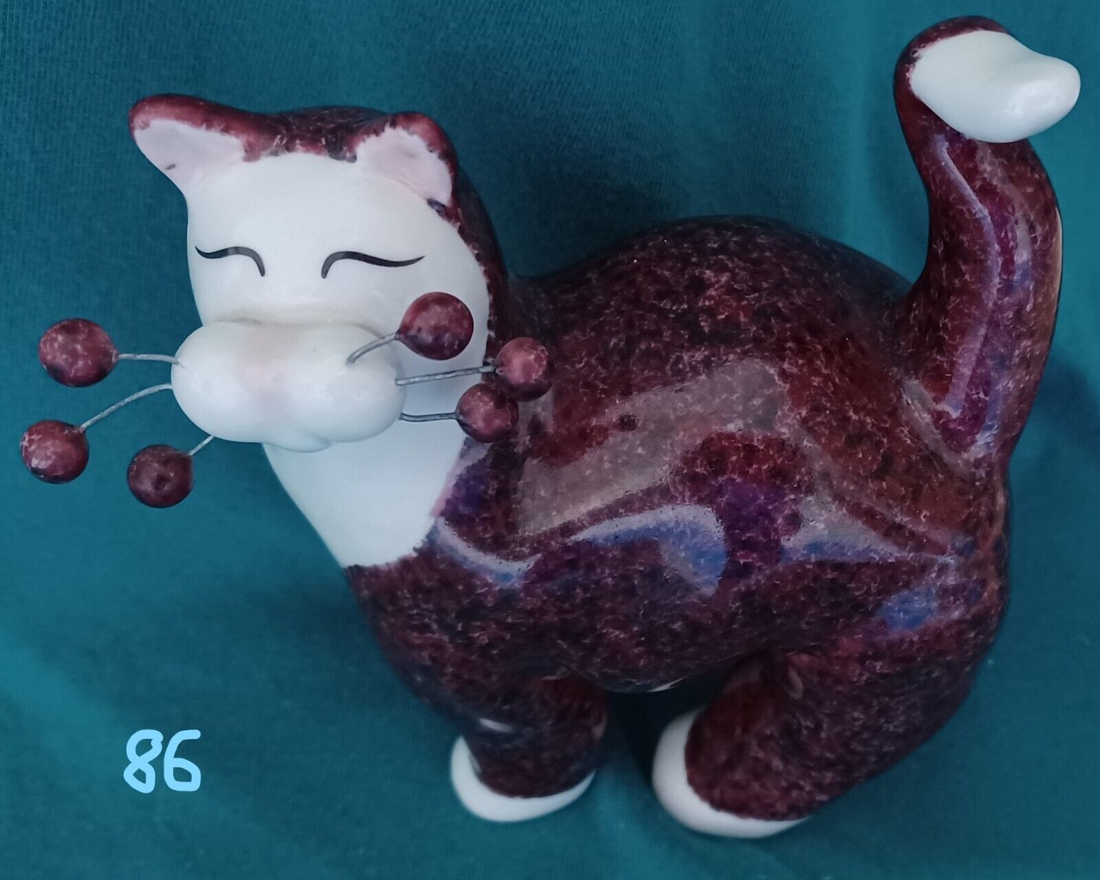 Amy LaCombe Burgundy-Colored Cat Figurine #86178; excellent condition.