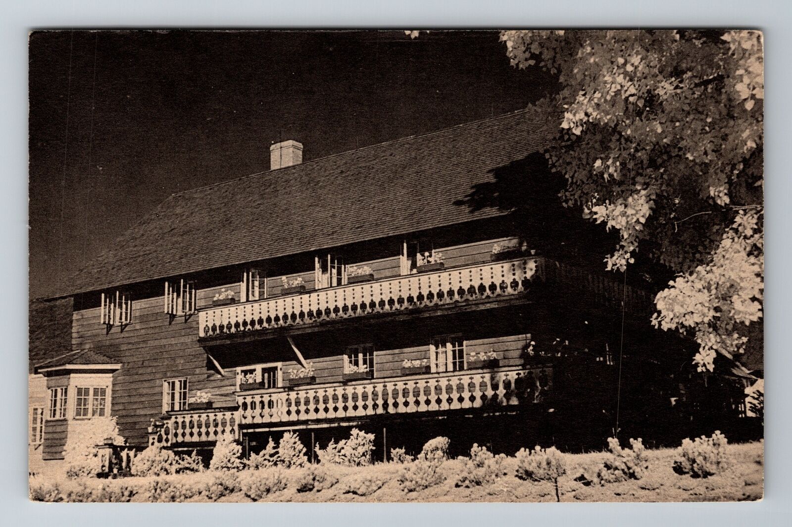 Stowe VT-Vermont, Trapp Family Home, Antique, Vintage Souvenir Postcard