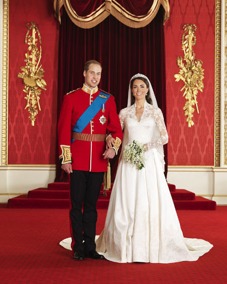 PRINCE WILLIAM, Duke of Cambridge, KATE MIDDLETON Glossy 8x10 Photo Poster