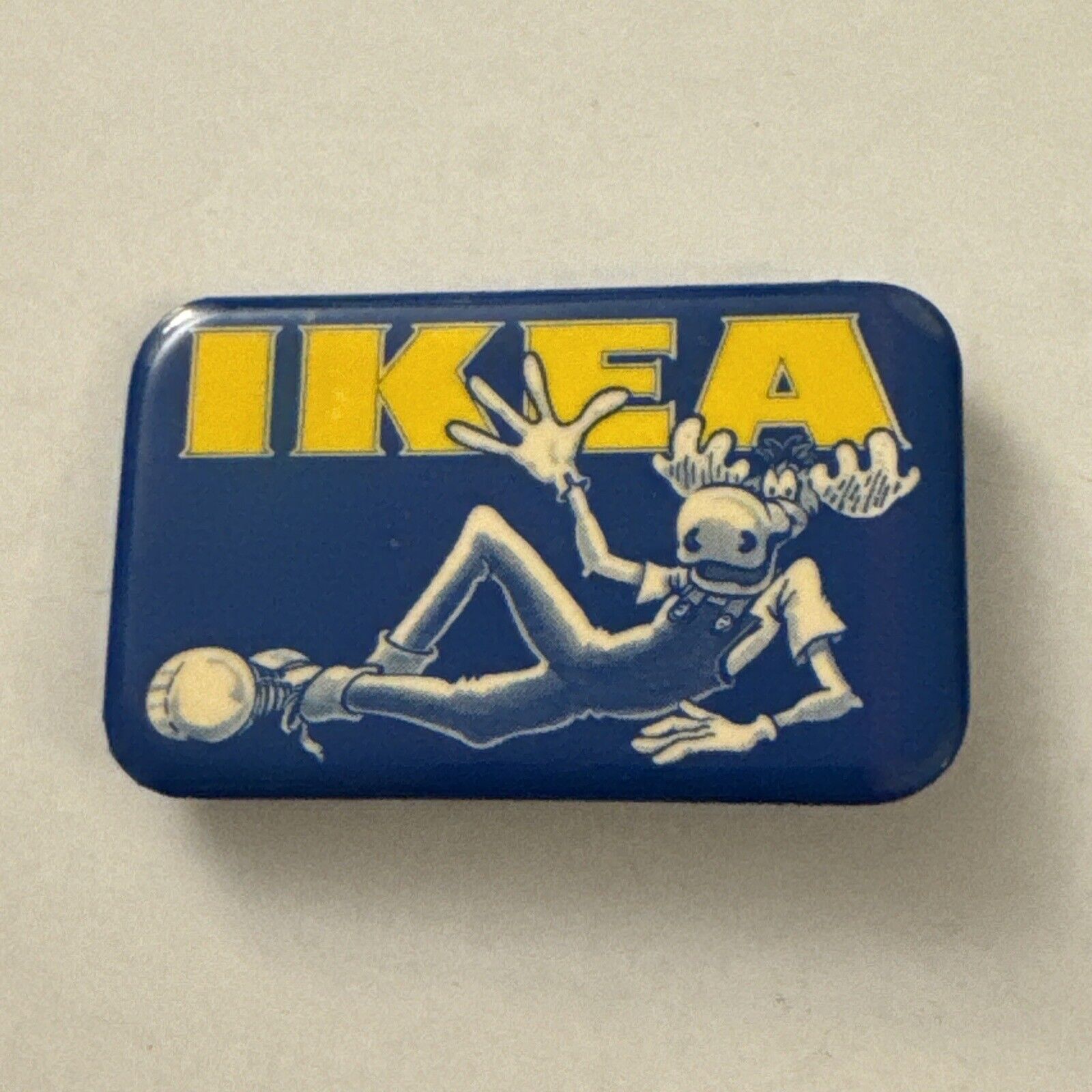 Vintage IKEA Store Moose Pin Button AV1S