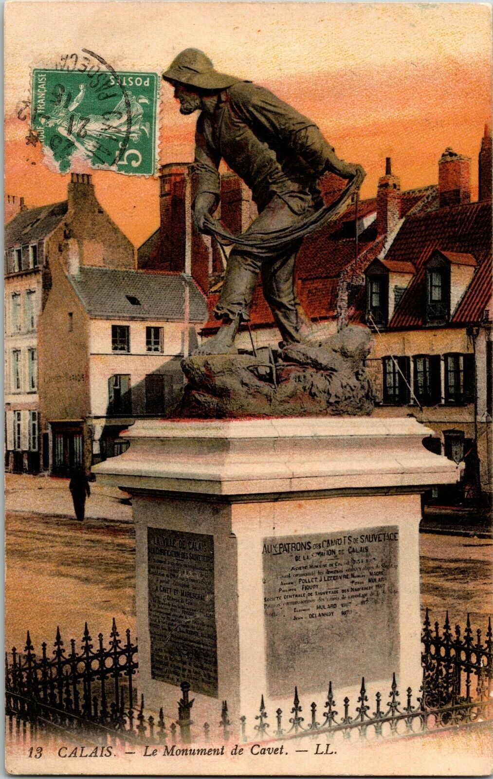 Vintage Postcard Calais Le Monument De Cavet France 1915