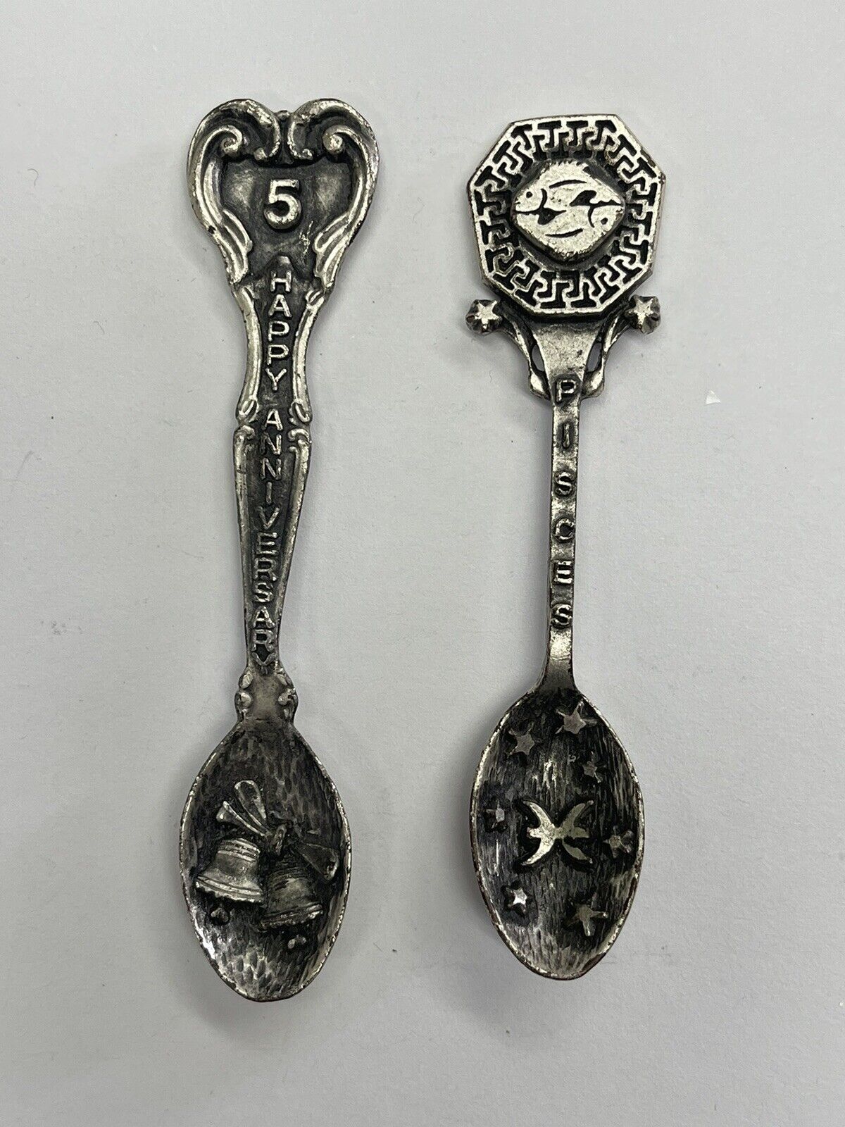 2 Gish Collectible Pewter Spoons. Zodiac Pisces ♓️ and 5 Year Happy Anniversary.