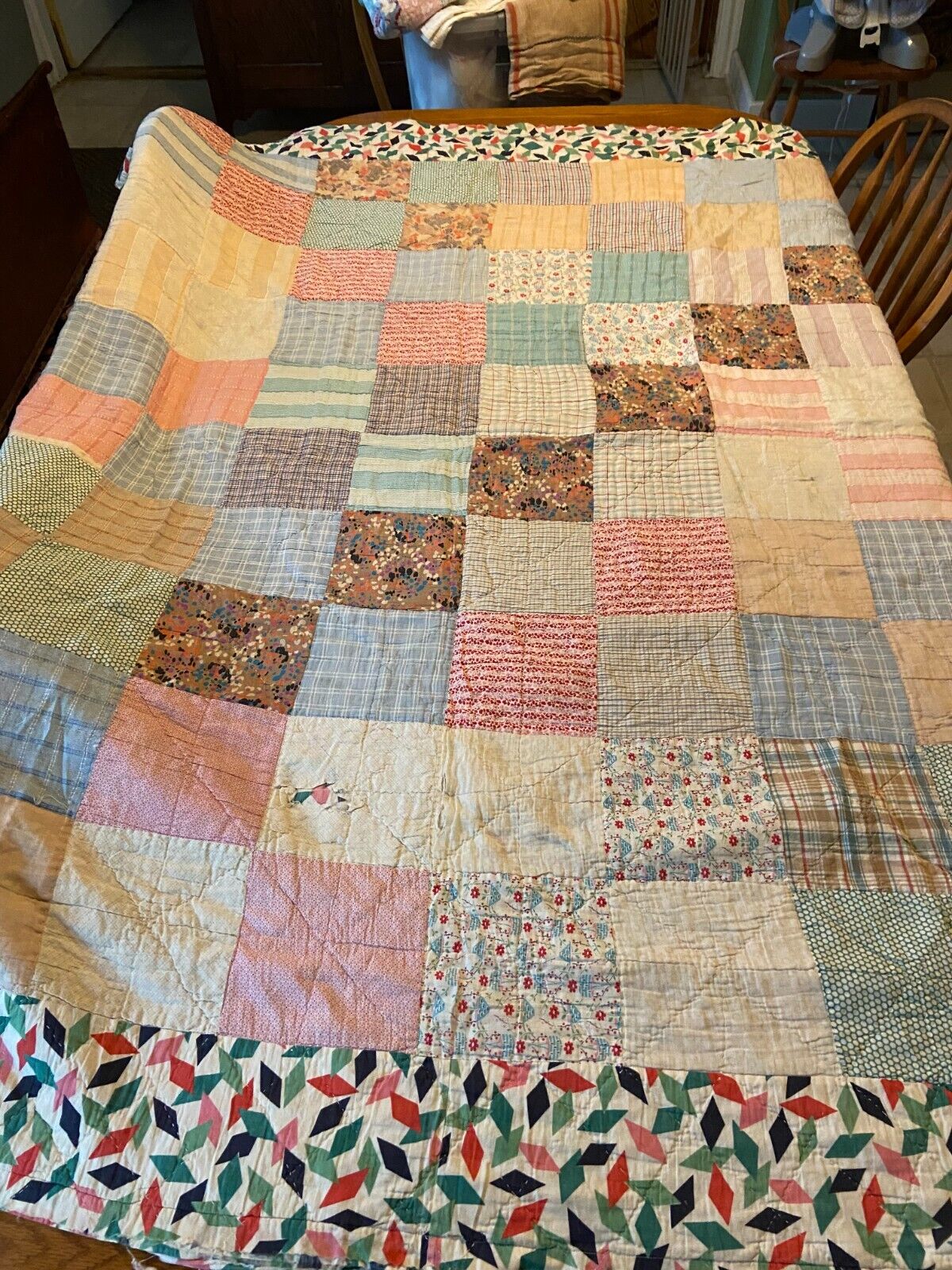 Sweet But Shabby Vintage Hand Quilted Colorful Patchwork Quilt 62 x 76