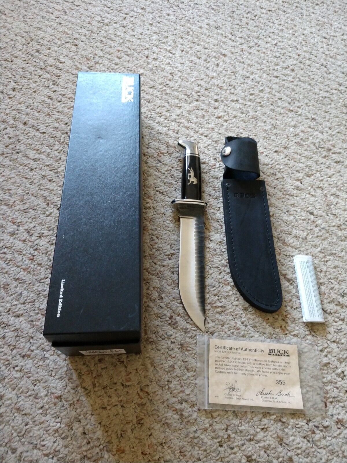 BRAND NEW RARE Custom BUCK 124 CHIPPED FLINT FRONTIERSMAN KNIFE W Box And Sheath