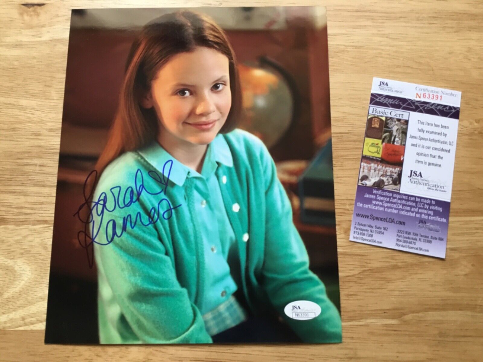 (SSG) Cute, Young SARAH RAMOS Signed 8X10 Color Photo \