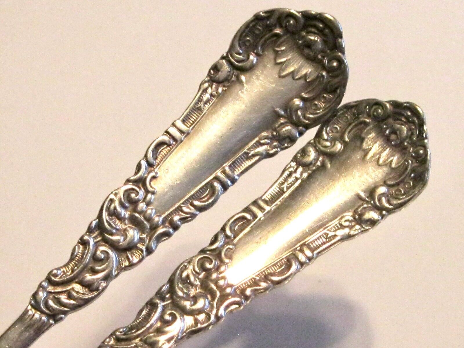 ANTIQUE WILLIAM ROGERS & CO SPOON PAIR EAGLE MARK WM STAR 2 OLD 1800\'s SPOONS