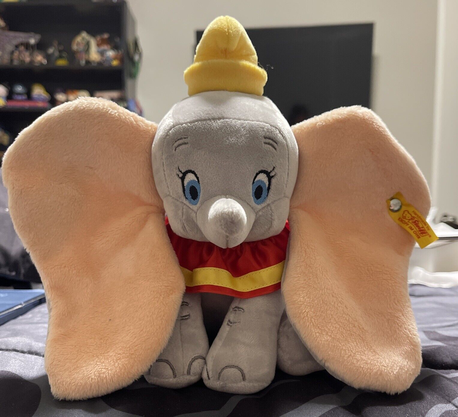 Disney x Steiff Limited Release 8” Dumbo Plush Exclusive Collectable NWT