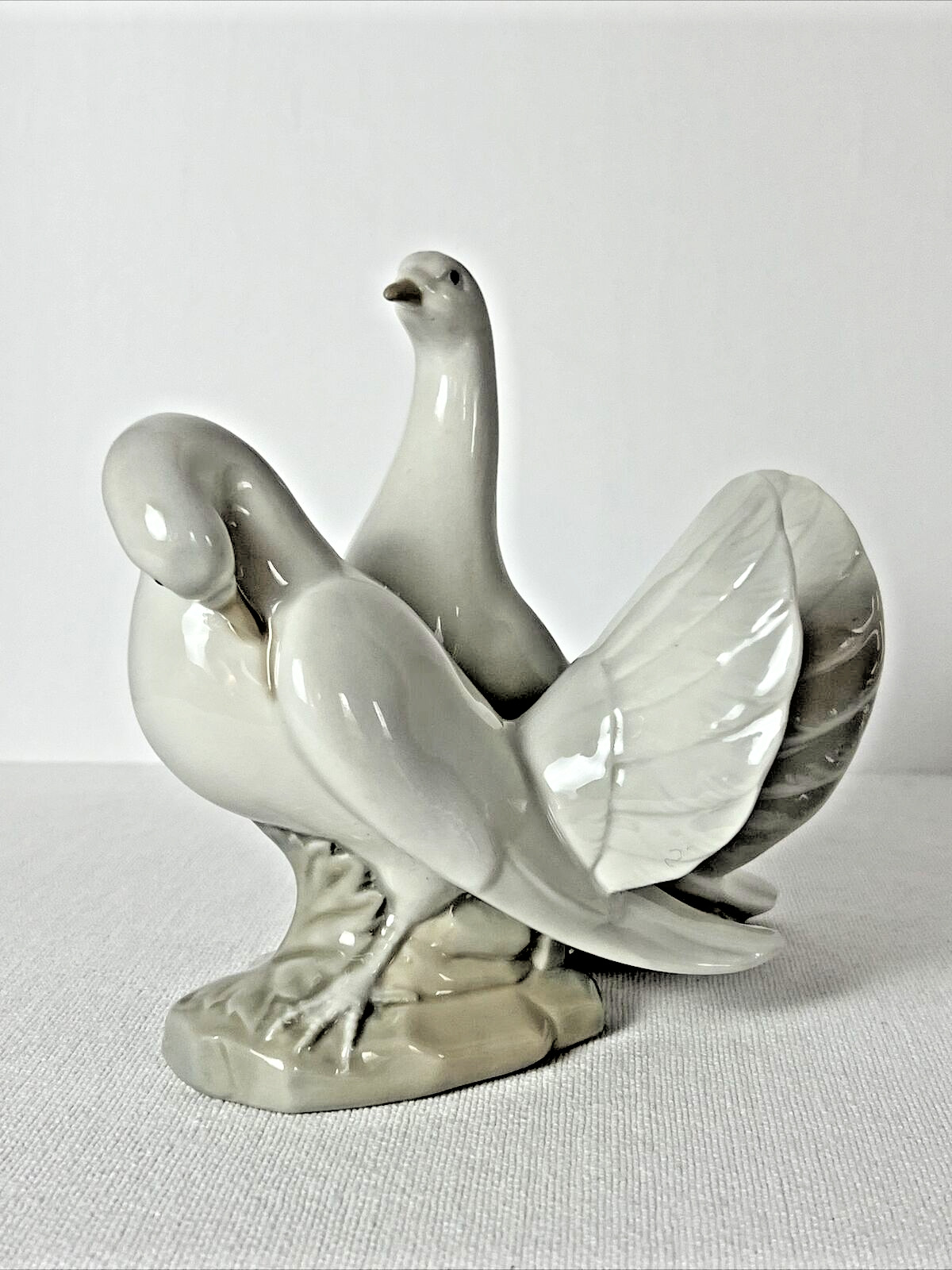A Pair of Vintage Porceval White Porcelain Doves, Gloss Finish, Made in Spain.