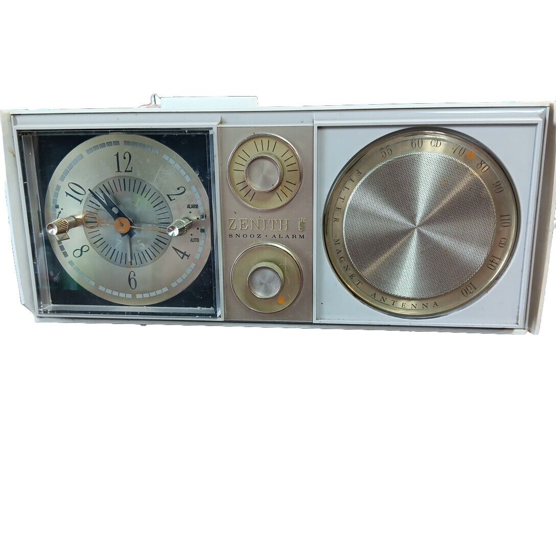 1960s Zenith Snooz Alarm Clock Works White Tube Radio Not Change Station l624W 