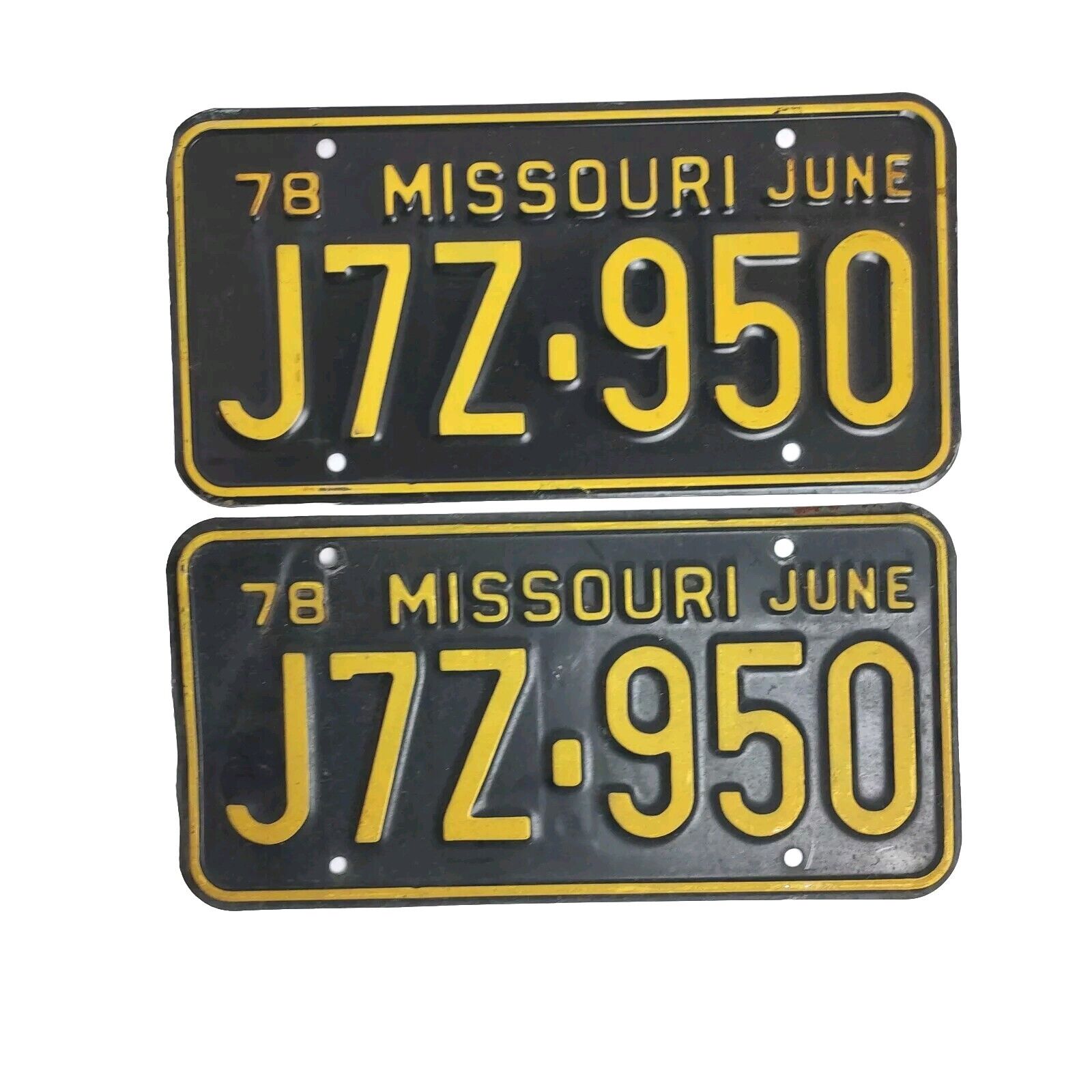 1978 Missouri License Plate June Pair Collector Garage Wall Decor J7V-950