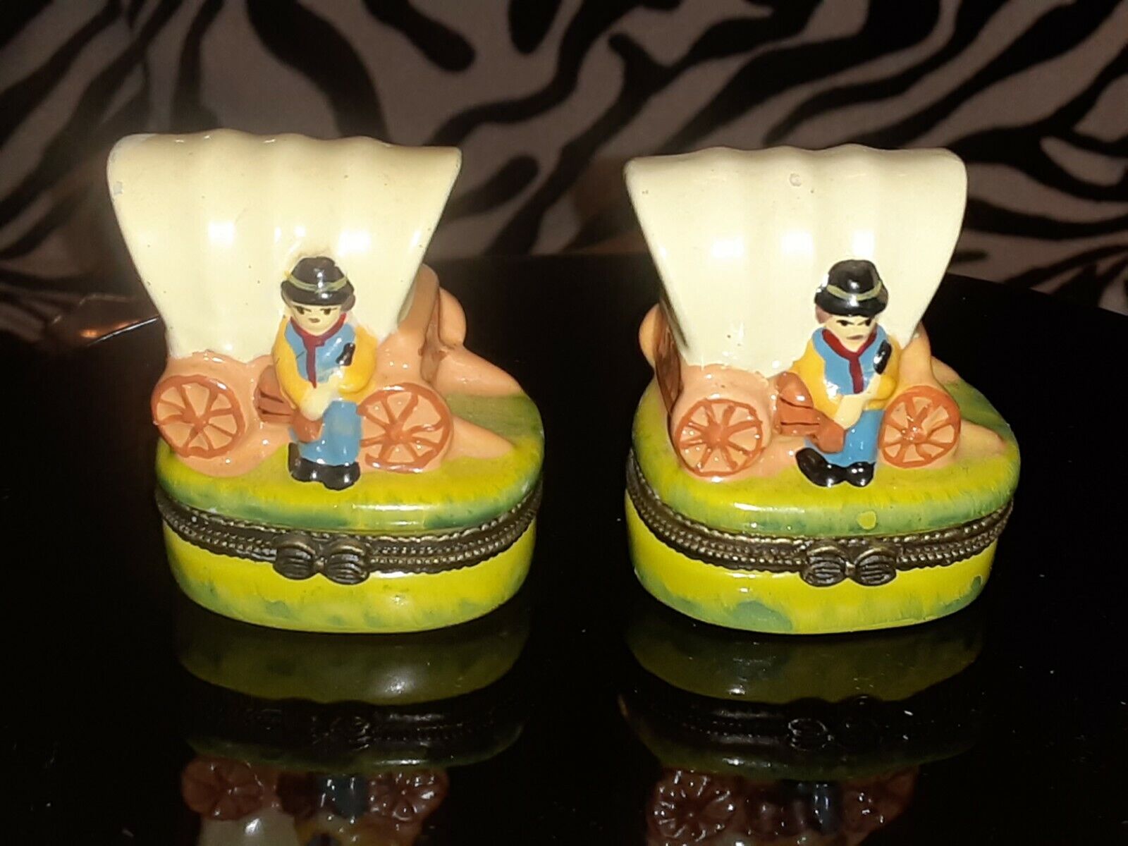 Vintage Trinket Boxes (2) Old West Covered Wagons Frontier EC Hand Painted