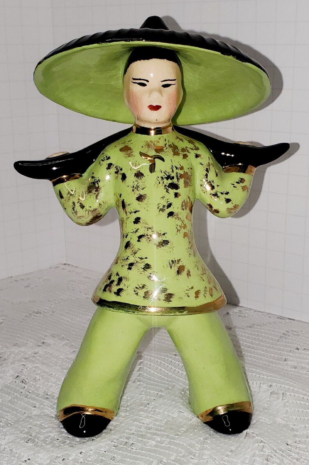 Vintage Ceramic Asian Figurine. Beautiful Green And Gold With Black Hat. 