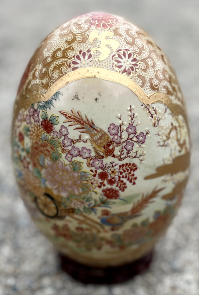 Vintage Moriage Chinese Cultural Art Hand Painted Porcelain Egg & Wood Base