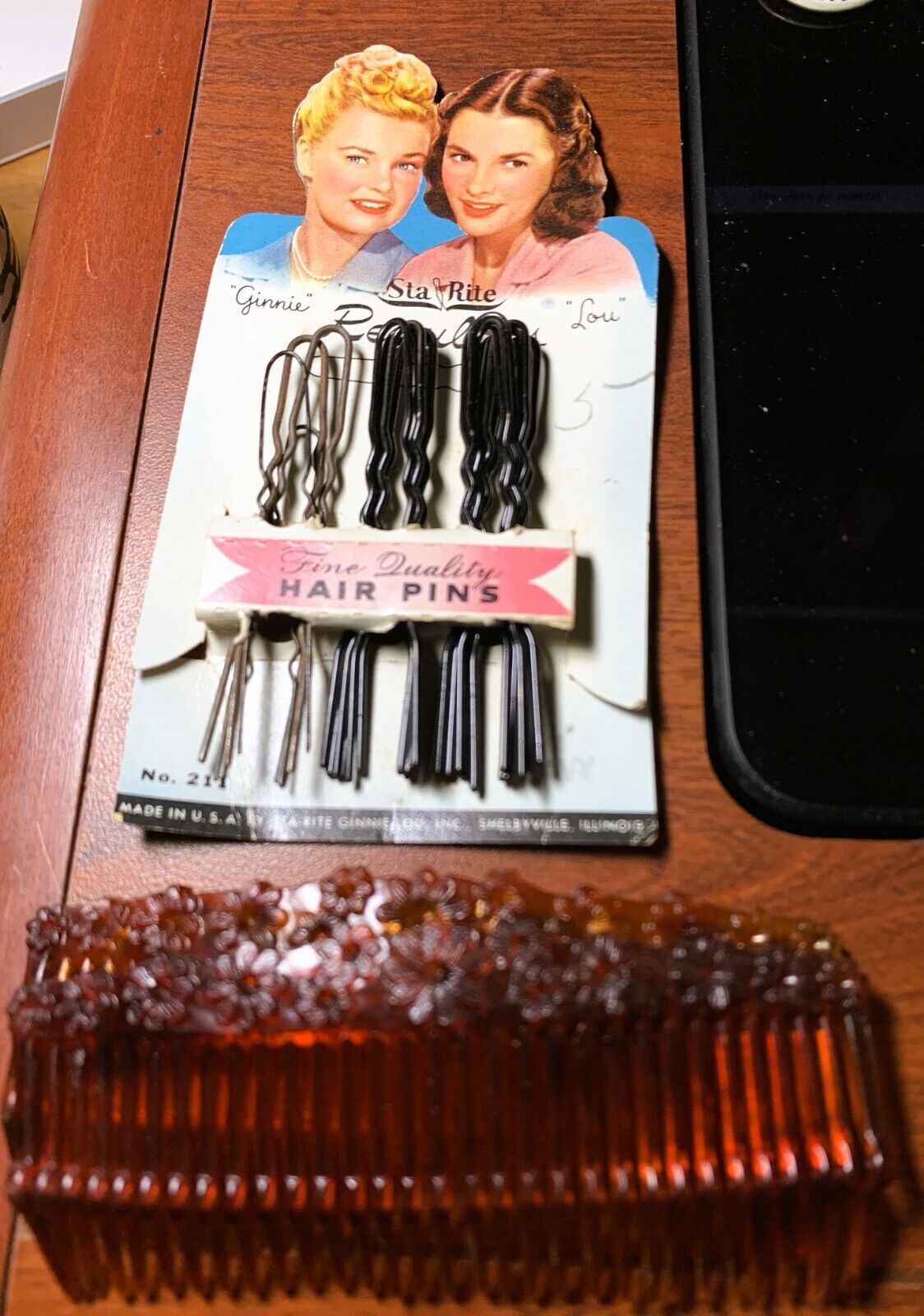Vintage Sta Rite Bobby Pins, 1940s Hair Accessories & Ben Hur side hair clips