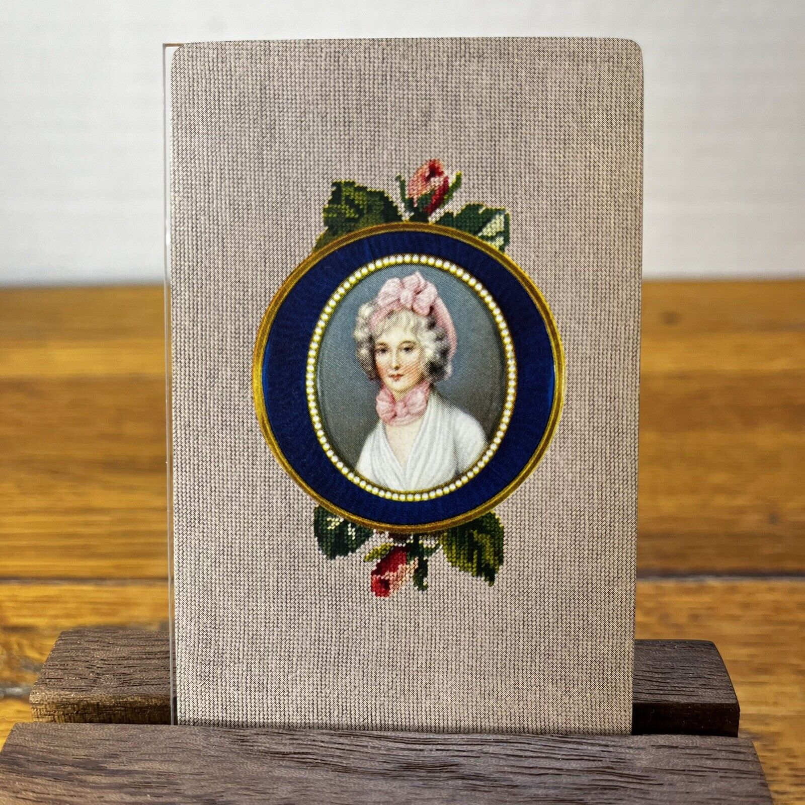 Colonial Lady Cameo With Pearls Design Single Swap Playing Card 3 Diamonds
