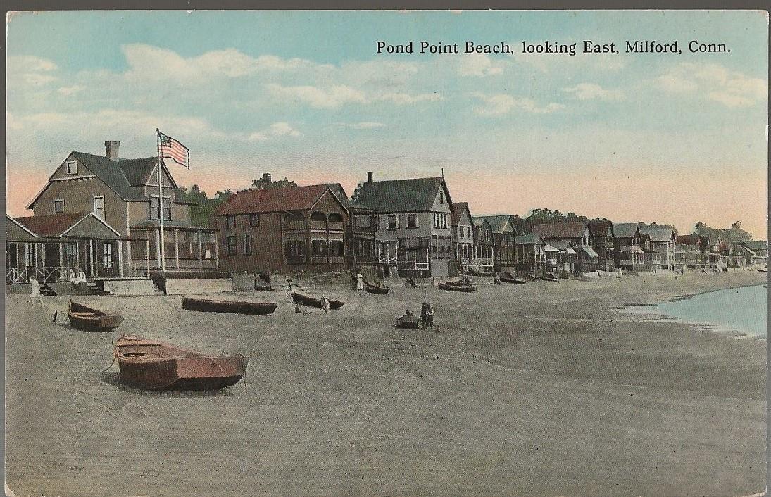 POSTCARD-1913 POND POINT BEACH LOOKING EAST, MILFORD, CONN CT