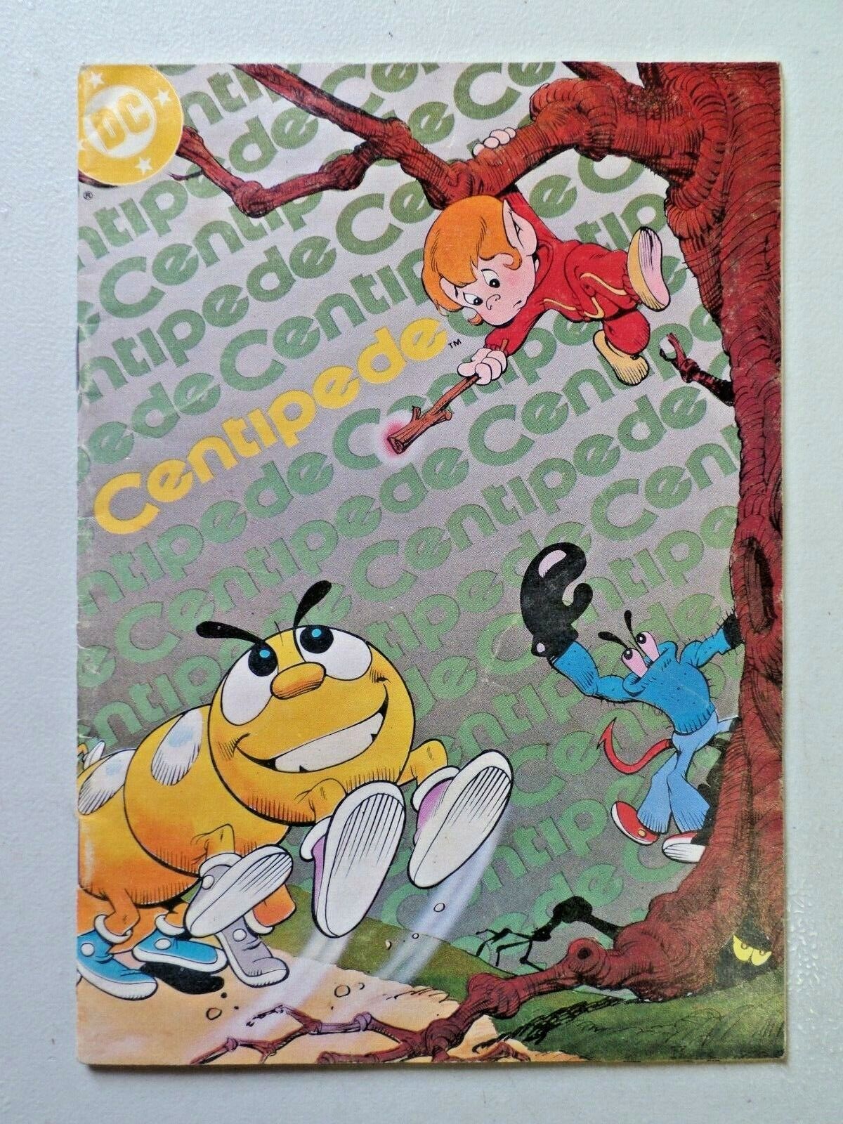 Vintage 1983 ATARI Centipede Mini Comics DC Volume 1 No. 1   5415