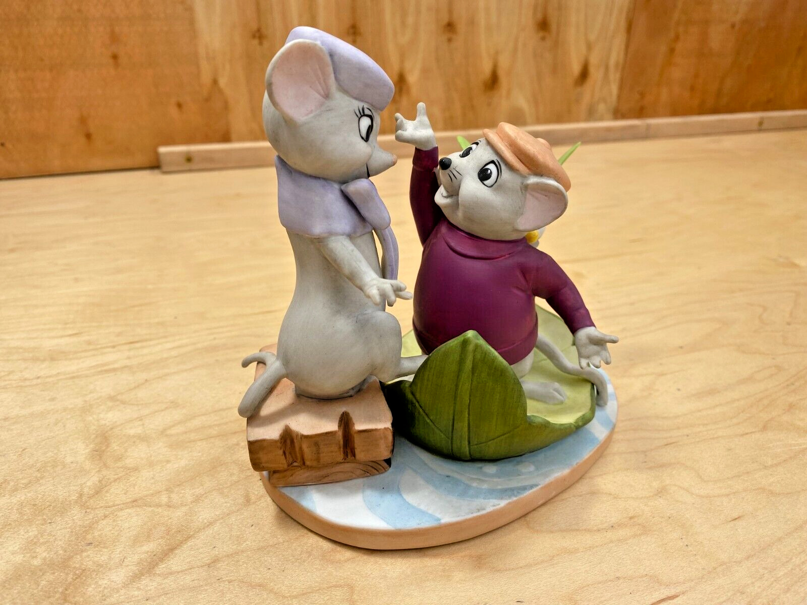 Disney\'s Magic Memories Figurine The Rescuers Limited Edition