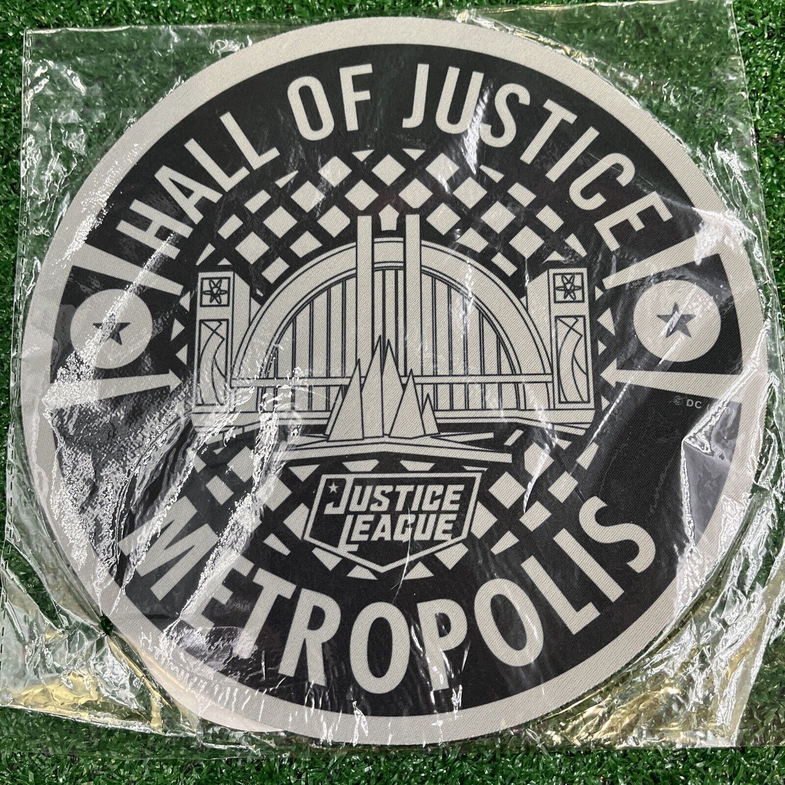 DC Justice League Hall of Justice Metropolis 8 inch Round Mouse Pad New