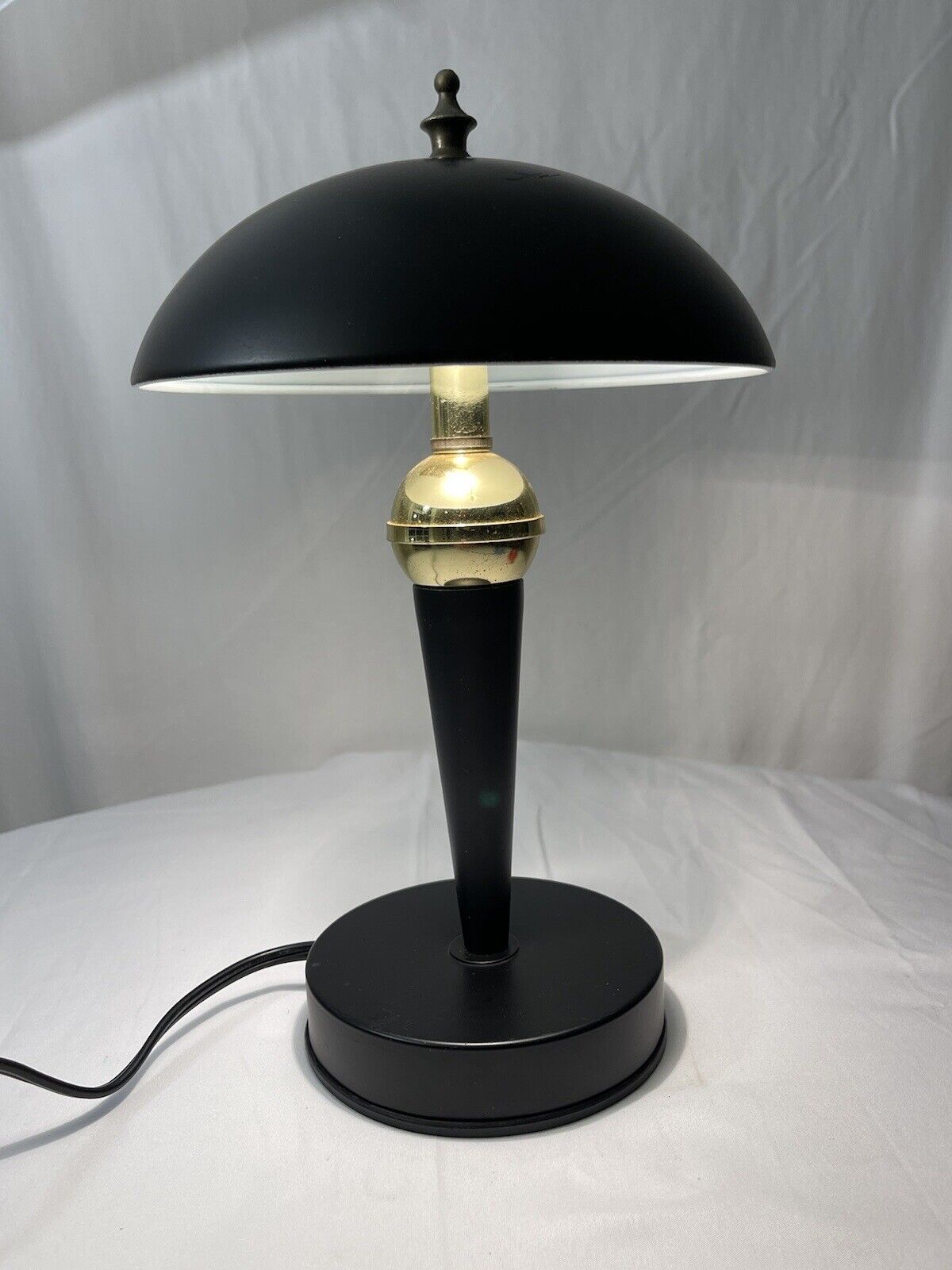 Atomic Saucer Mushroom Lamp (READ DESCRIPTION)  Black And Gold 13”