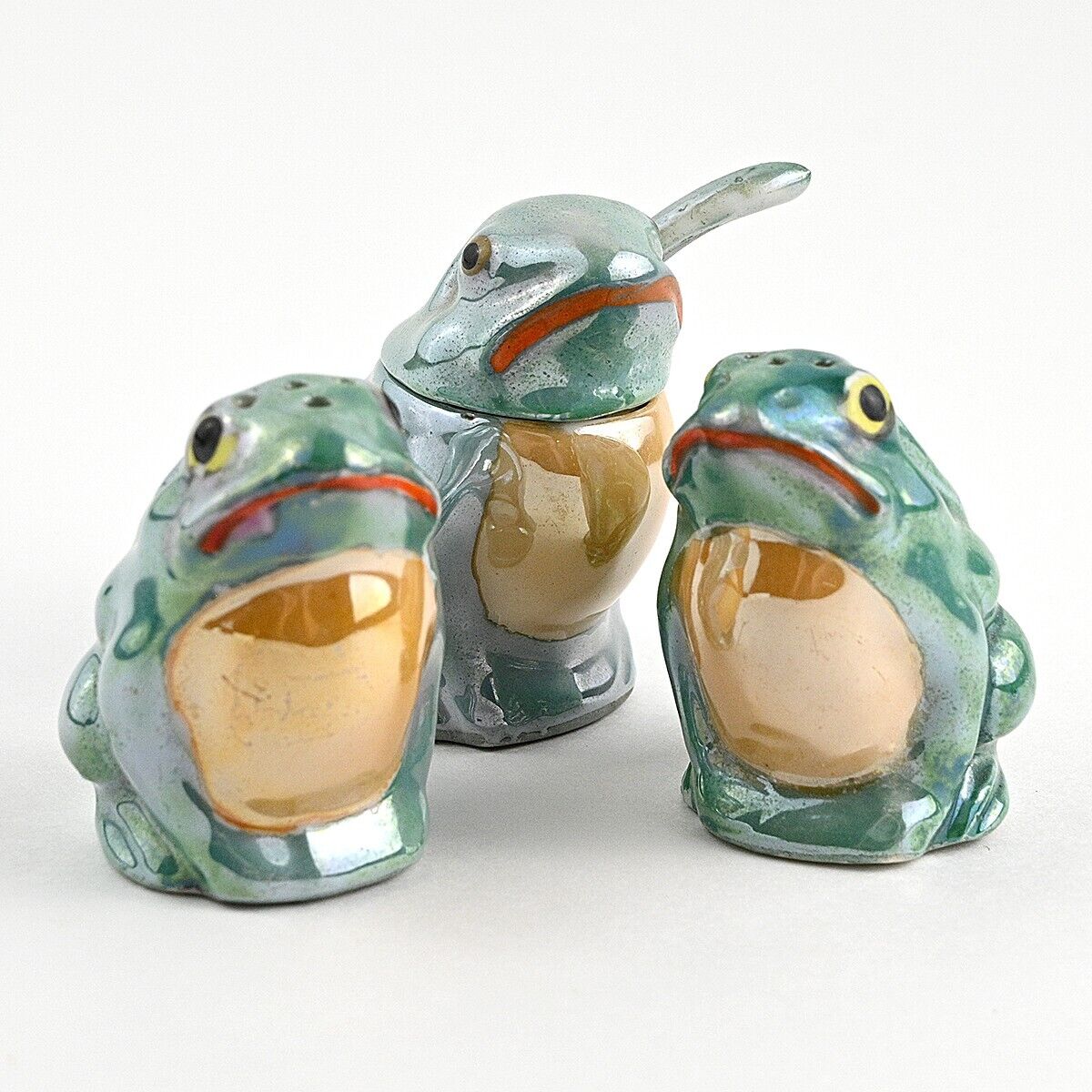 3 Tiny Frogs Salt Pepper & Condiment Set Green & Gold Luster w Spoon MIJ VTG