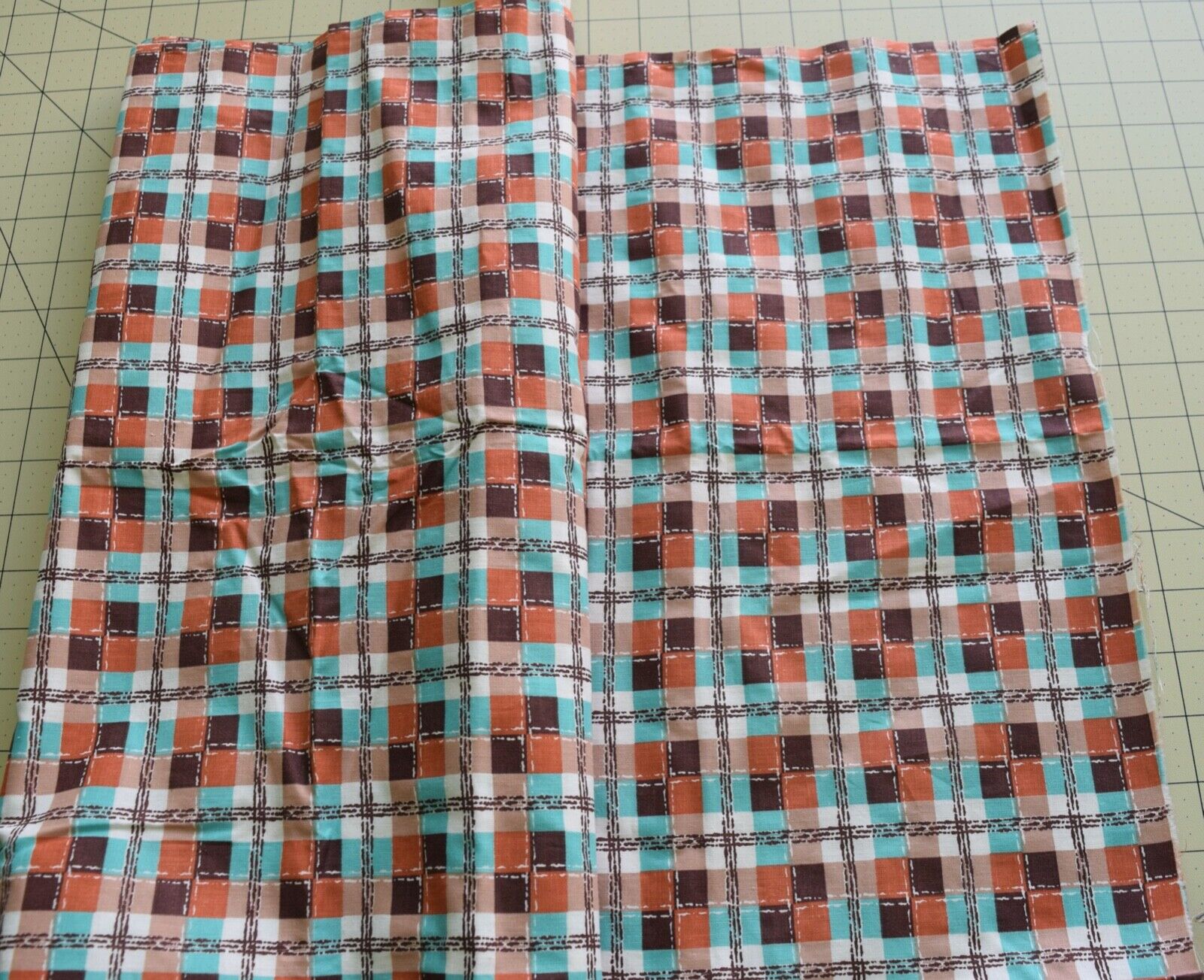 3206 1/2 yd antique 1950's cotton fabric, printed multicolor plaid, checkerboard