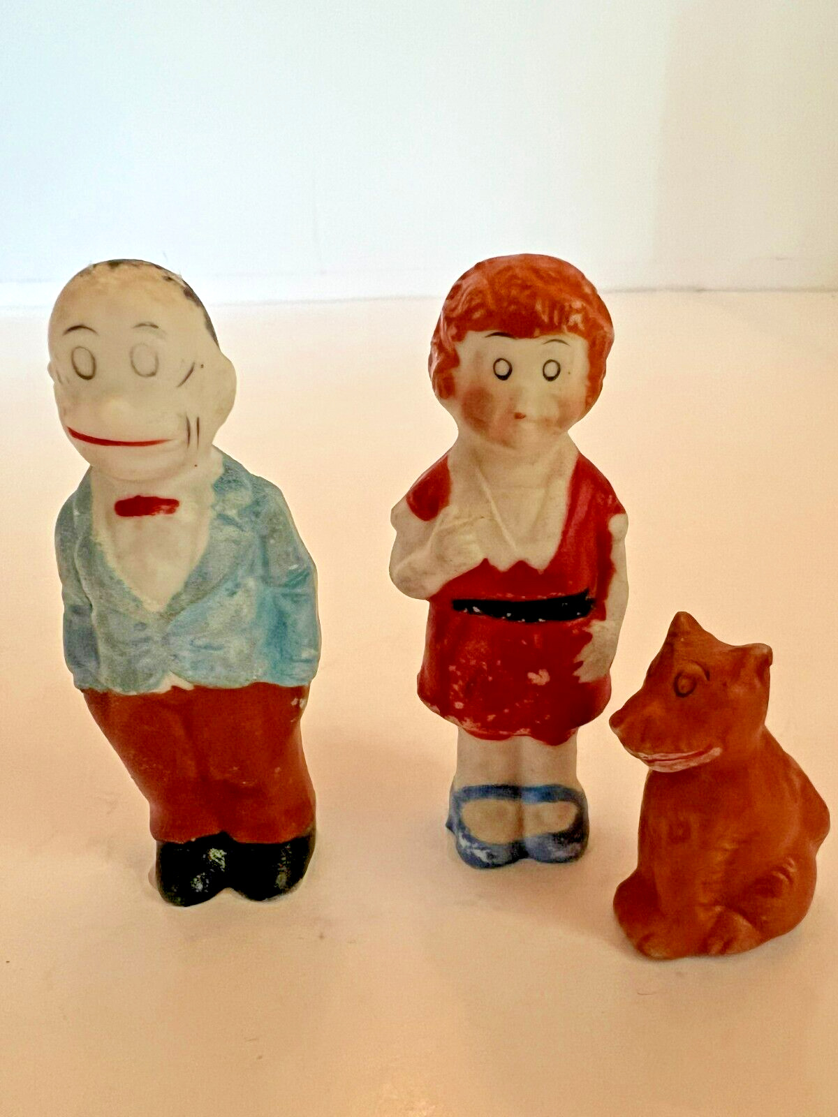 Vintage LITTLE ORPHAN ANNIE, DADDY WARBUCKS & SANDY Bisque Painted Figurines