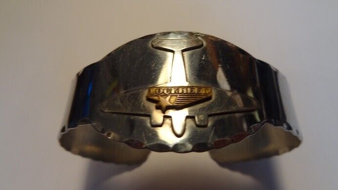 LOCKHEED AIRCRAFT BRACELET WITH COMPANY LOGO AND TWIN ENGINE AIRCRAFT - VINTAGE