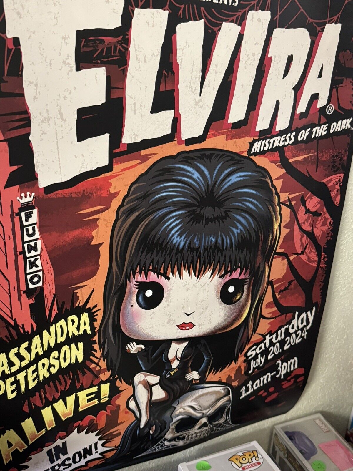 Funko Hollywood Elvira Signing Event Exclusive Poster  SHIPS TODAY 