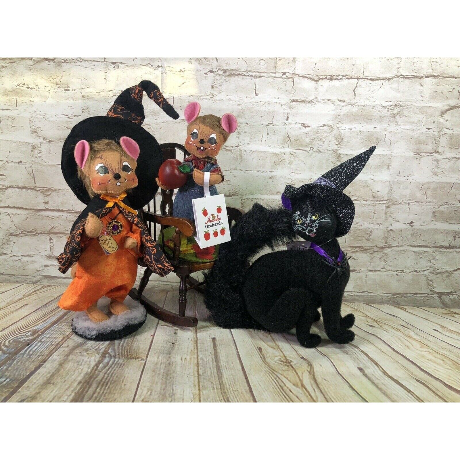 mixed lot of 3 Halloween Annalee Mouse and Cat Dolls  tallest 11 smaller 7.5 new