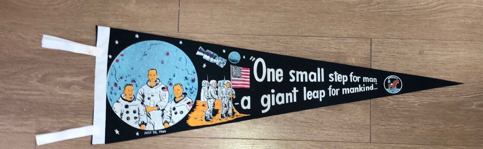 NASA Felt Pennant Vintage Apollo 11 Moon Landing Astronauts Old Stock 1969 B