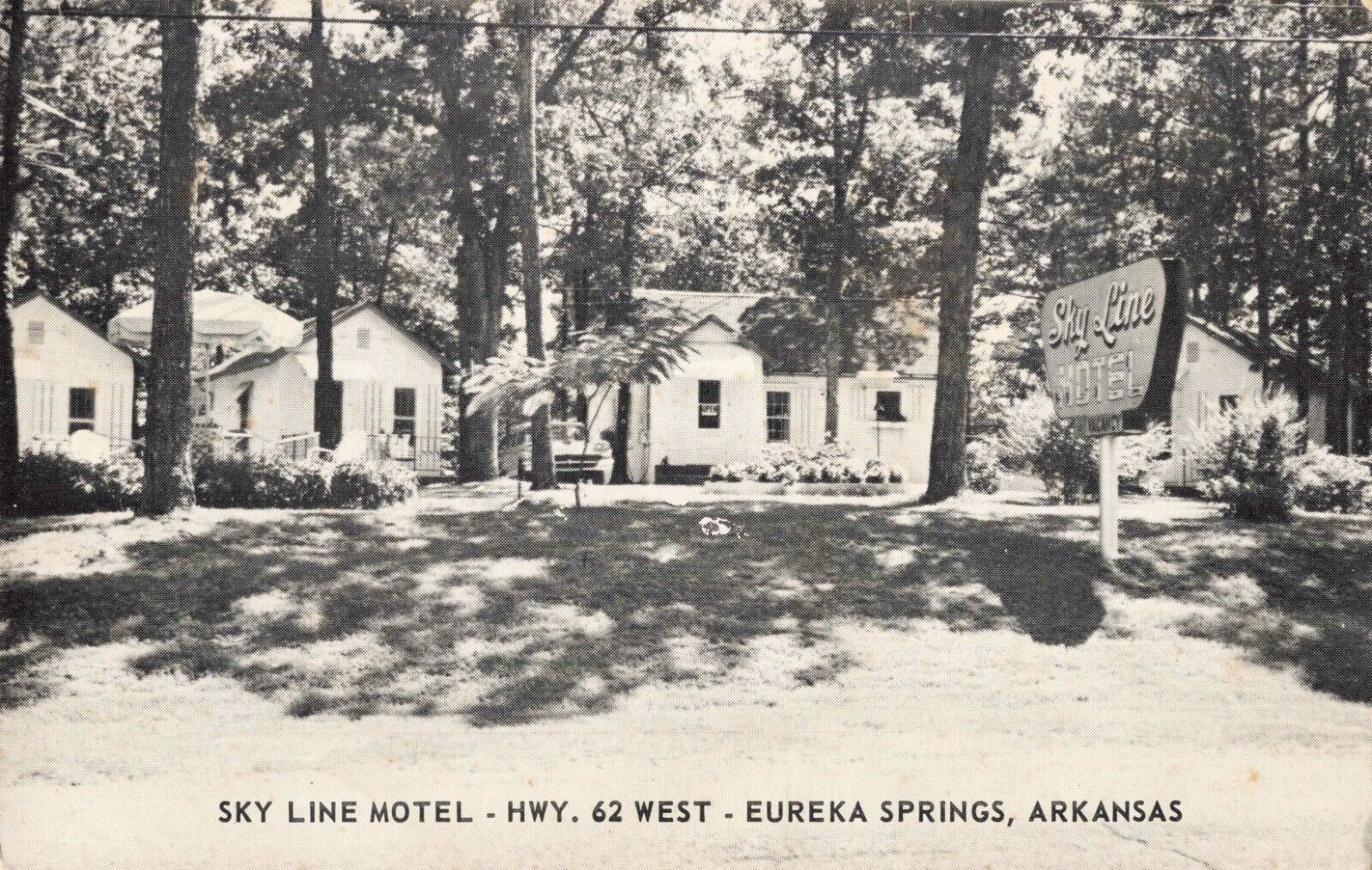 Sky Line Motel, Eureka Springs, Arkansas AR - c1950 Vintage Postcard