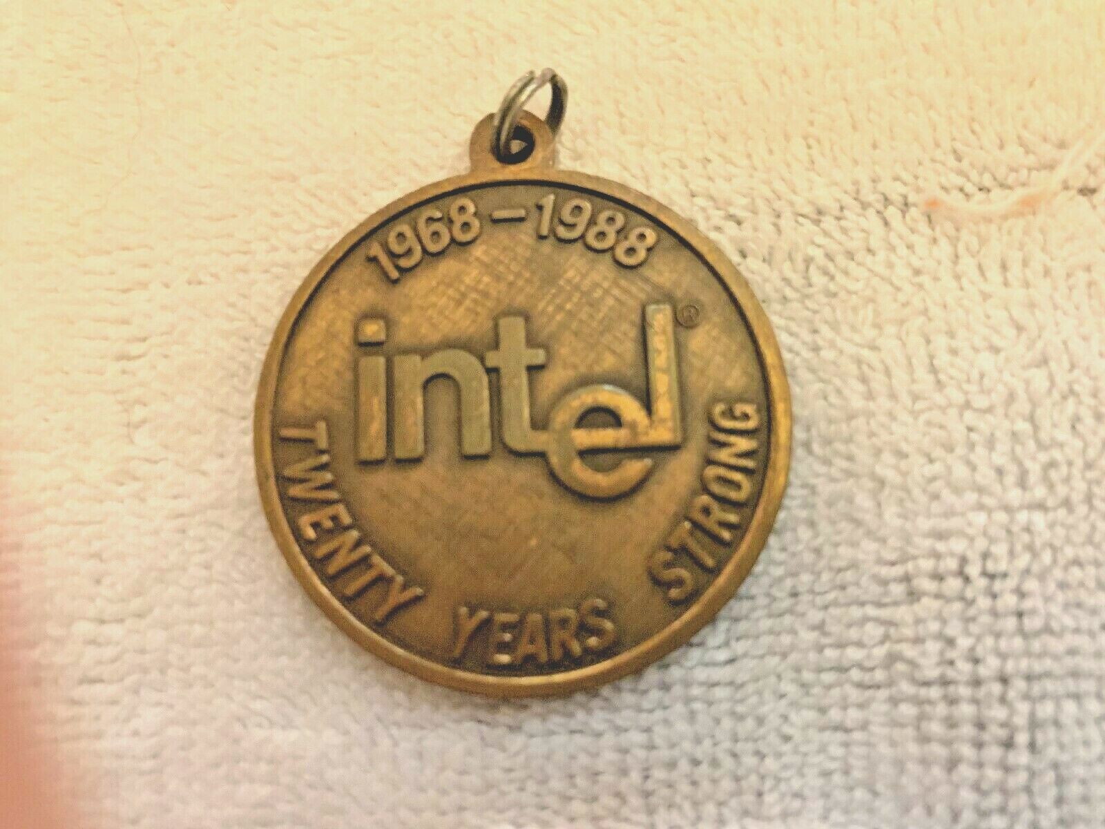 INTEL COIN 20 YEARS STRONG 1968-1988 RARE COLLECTIBLE