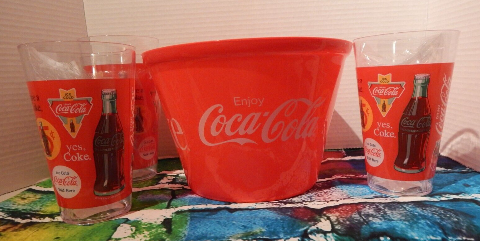 Coca-Cola Plastic Bucket w/4 Plastic Cups