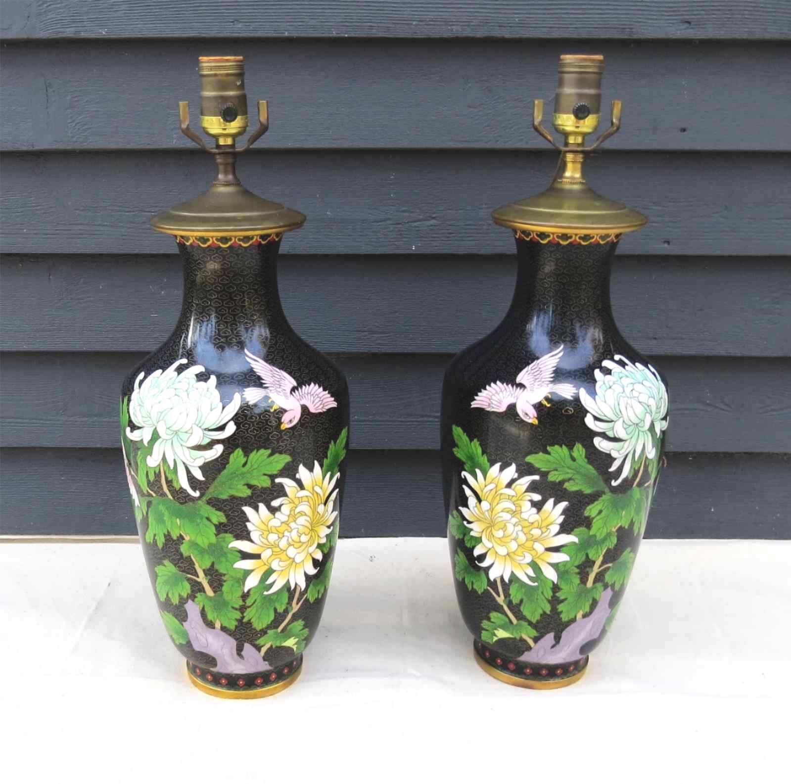Noteworthy Pair of Large Antique Chinese Japanese Cloisonne Vase Lamps 20\