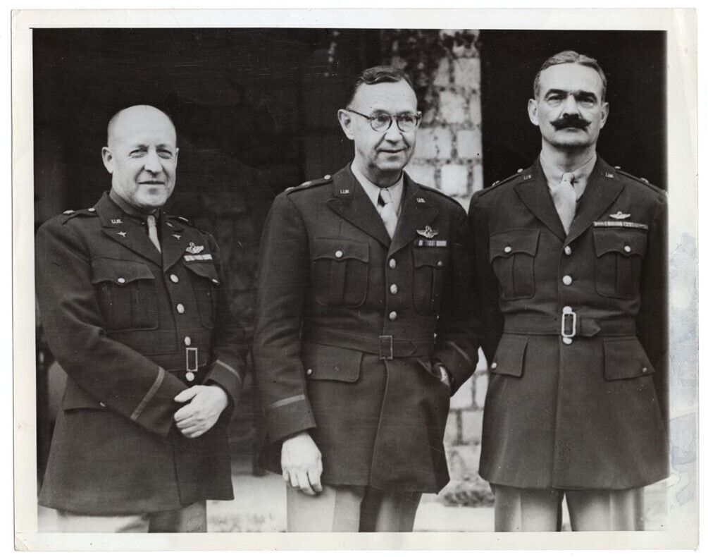 1942 USAAF Generals Candee & Frank & Hunter Arrive in England 7x9 News Photo