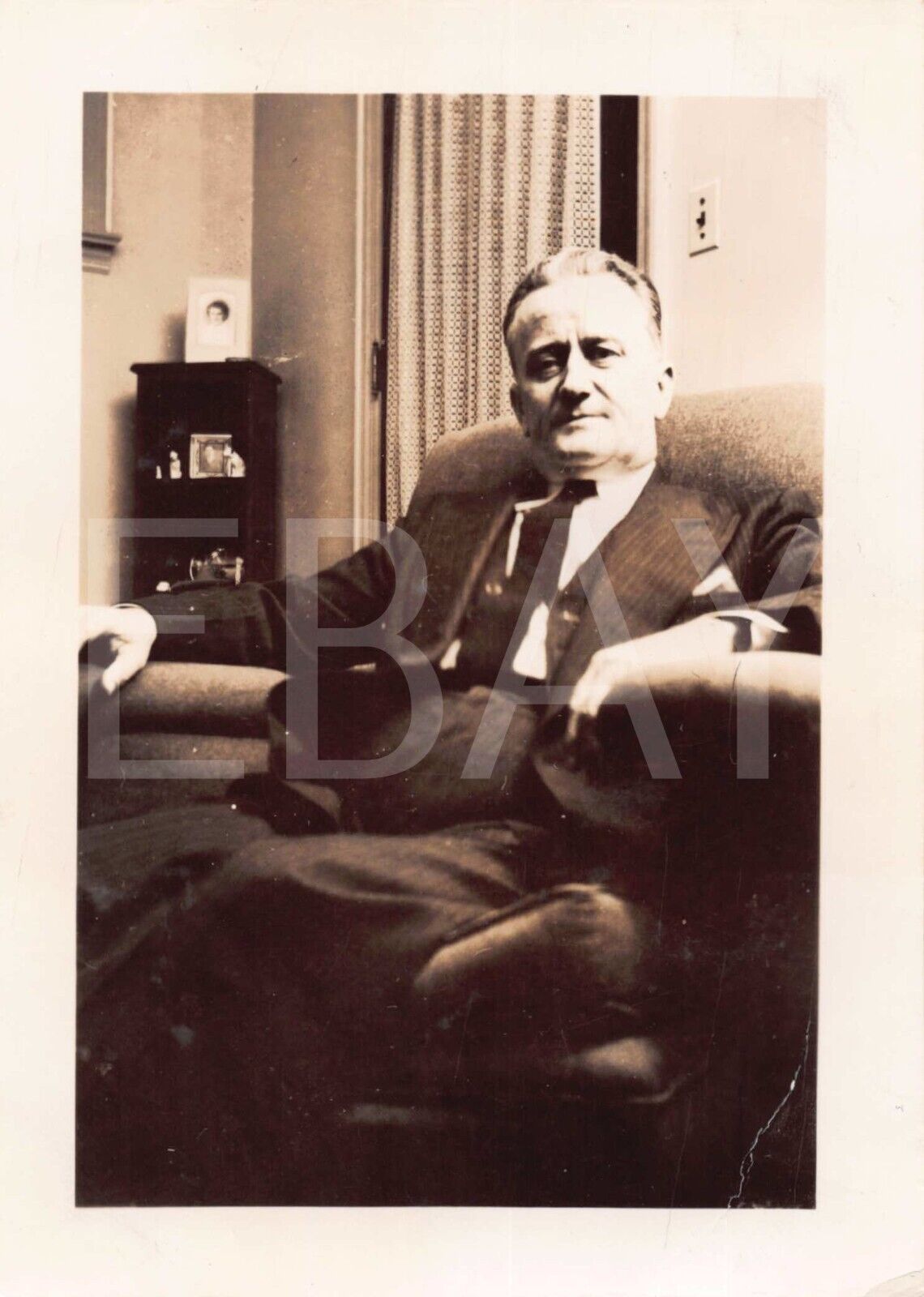*1930s Original Photo Franklin D. Roosevelt Sitting On The Chair Postcard 2A1