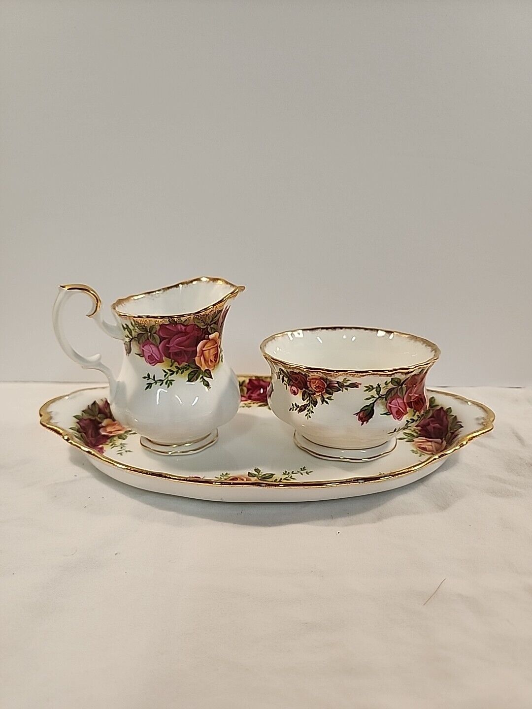Vtg Royal Albert Old Country Roses Cream and Open Sugar w/ Matching Underplate