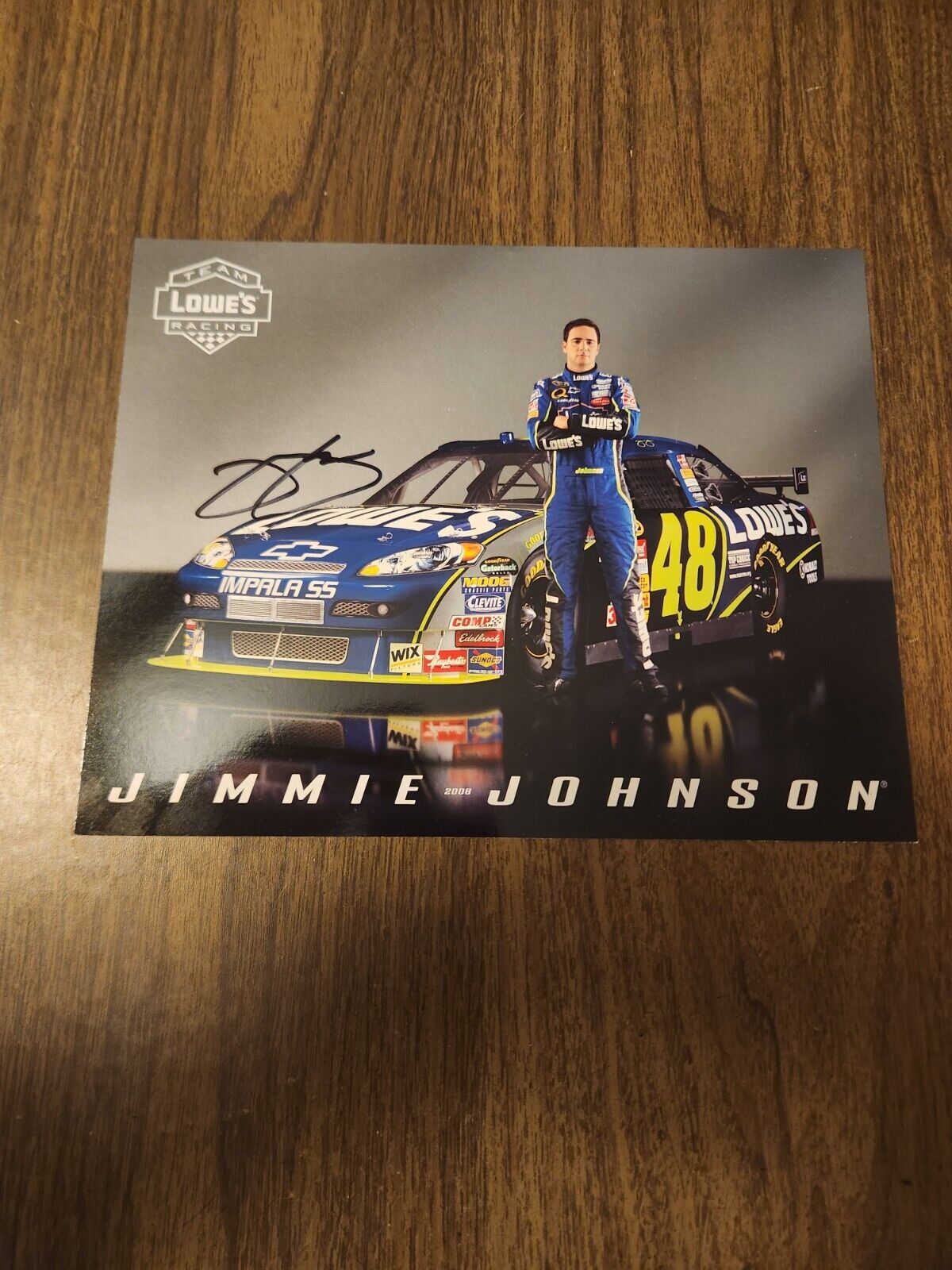 Jimmie Johnson # 48 Autographed 2008 Lowe\'s Racing Hero Card