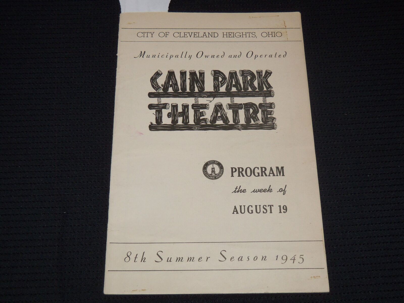 1945 CAIN PARK THEATRE 8TH SUMMER SEASON PROGRAM - CLEVELAND, OHIO - J 8011