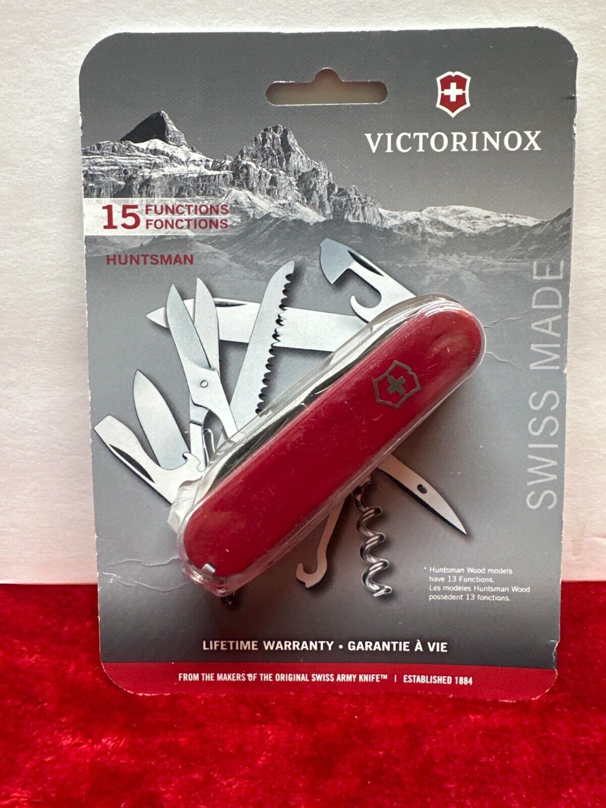 Victorinox Huntsman Swiss Army Knife Red m-- 