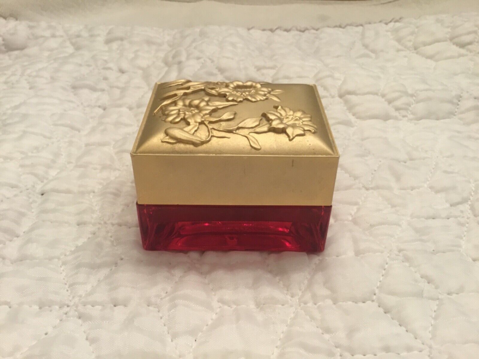 Vintage Revelations Loving Woman Perfume 1.7 Fl Oz 80% Full Pre-Owned Red Gold